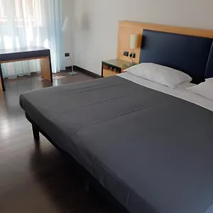 Luxury Station Apartamento Padua