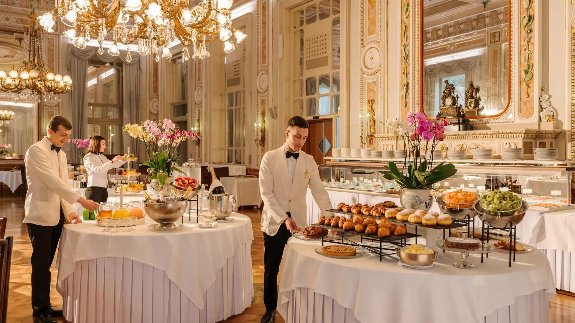 Grand Hotel Villa Serbelloni - A Legendary Hotel Bellagio